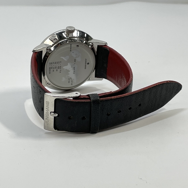 実際に弊社で買取させて頂いたJUNGHANS/ユンハンス フォームメガ 2020LTD 腕時計 058/4931.75【動作未確認】の画像 2枚目