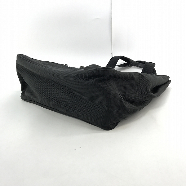 実際に弊社で買取させて頂いたTUMI/トゥミ TALL TOTE トールトートバッグ ブラック/26185D4の画像 2枚目