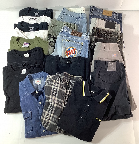 実際に弊社で買取させて頂いた【おまとめ】リーバイス/ディーゼル/ディッキーズ 等 デニムシャツ/ポロシャツ/パンツ 他