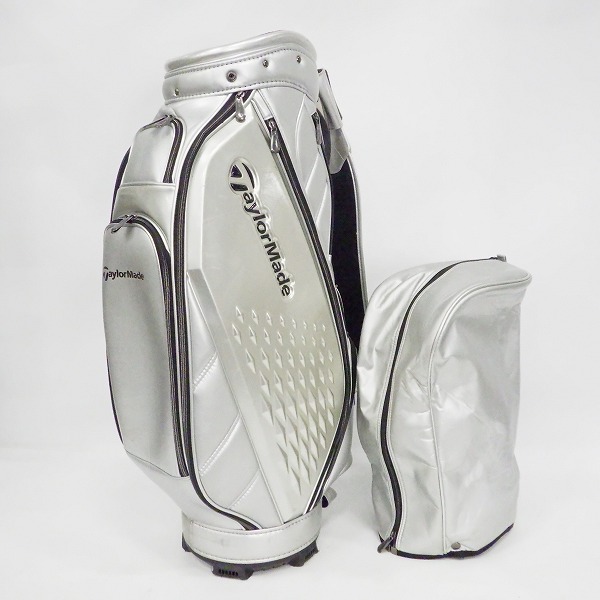 実際に弊社で買取させて頂いたTaylorMade/テーラーメイド TB647 プレミアムクラシック 9.5型 5分割キャディバッグ シルバーの画像 1枚目