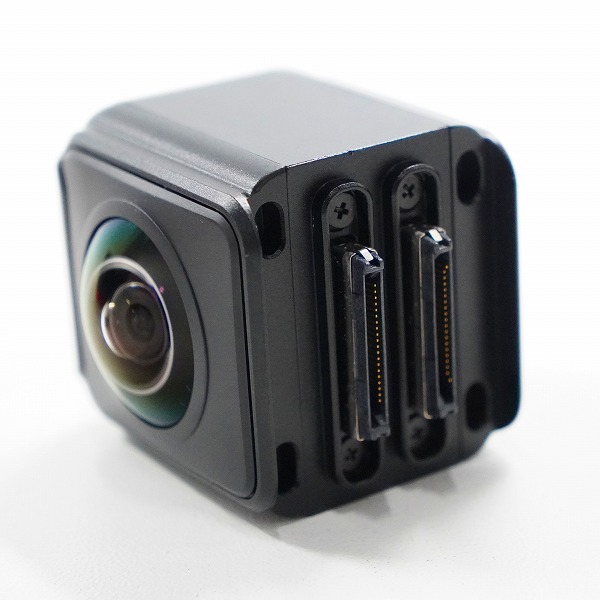 実際に弊社で買取させて頂いたinsta360 ONE R TWIN EDITION 360度＋4K広角モジュール アクションカメラ 付属品付き 動作確認済みの画像 7枚目