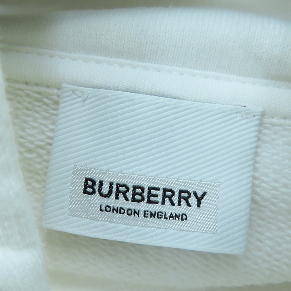 実際に弊社で買取させて頂いたBURBERRY LONDON ENGLAND/バーバリーロンドンイングランド  バンビ プルオーバー フーディー パーカー 8022375/Sの画像 2枚目