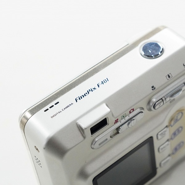 実際に弊社で買取させて頂いたFUJIFILM/富士フィルム FinePix F401 ファインピクス コンパクトデジタルカメラ 動作未確認の画像 3枚目
