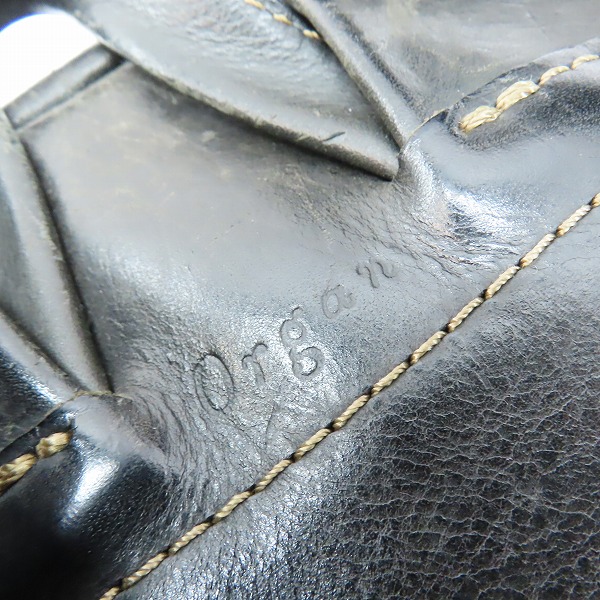 実際に弊社で買取させて頂いたHERZ/ヘルツ Organ レザー スクエア型 リュックサックの画像 4枚目