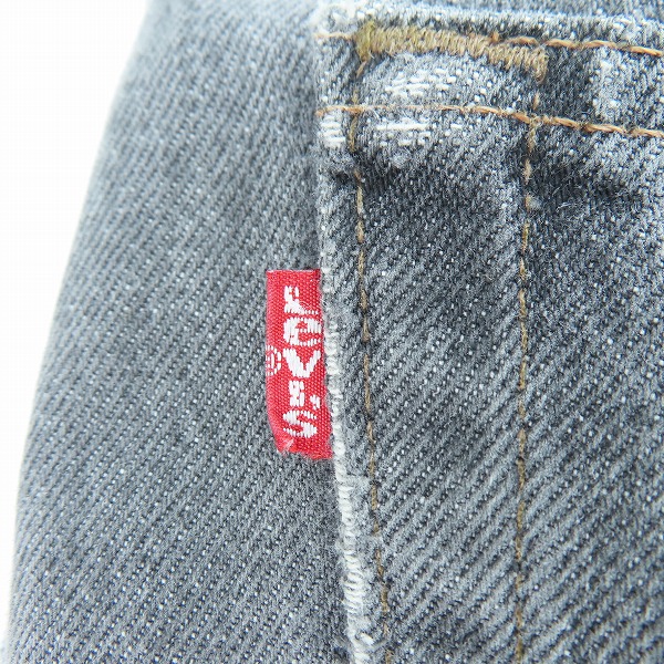 実際に弊社で買取させて頂いたLEVIS/リーバイス 先染め グレー デニムパンツ USA製 501-0558/W34の画像 4枚目