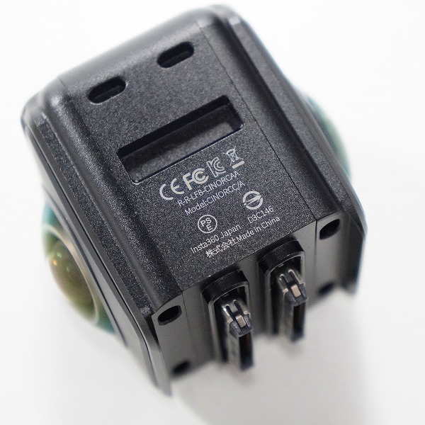 実際に弊社で買取させて頂いたinsta360 ONE R TWIN EDITION 360度＋4K広角モジュール アクションカメラ 付属品付き 動作確認済みの画像 8枚目