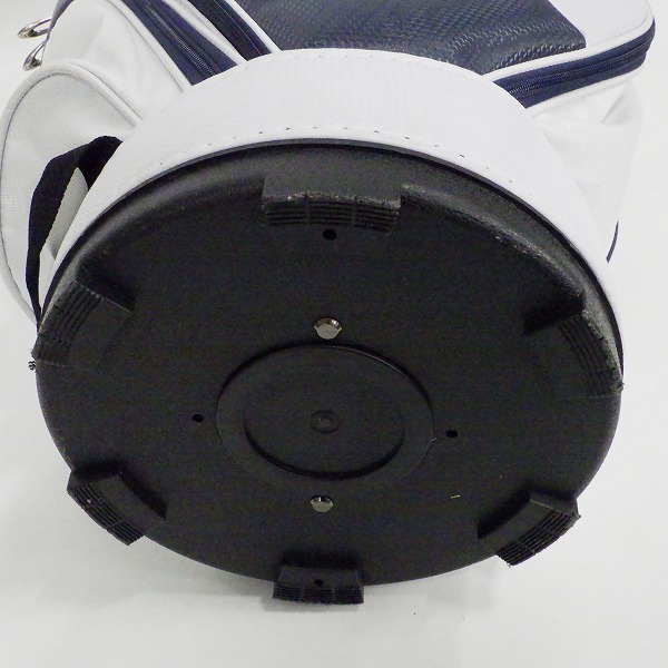 実際に弊社で買取させて頂いたTaylorMade/テーラーメイド KY321 9型 5分割トゥルーライト キャディバッグ ホワイトｘネイビーｘレッドの画像 7枚目