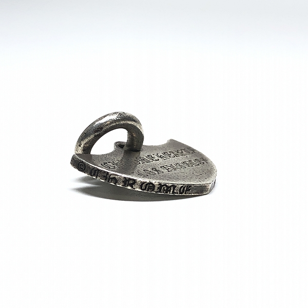 実際に弊社で買取させて頂いたCHROME HEARTS/クロムハーツ Los Angeles シールド ペンダント ネックレス キーリング  非純正ボールチェーン付の画像 2枚目