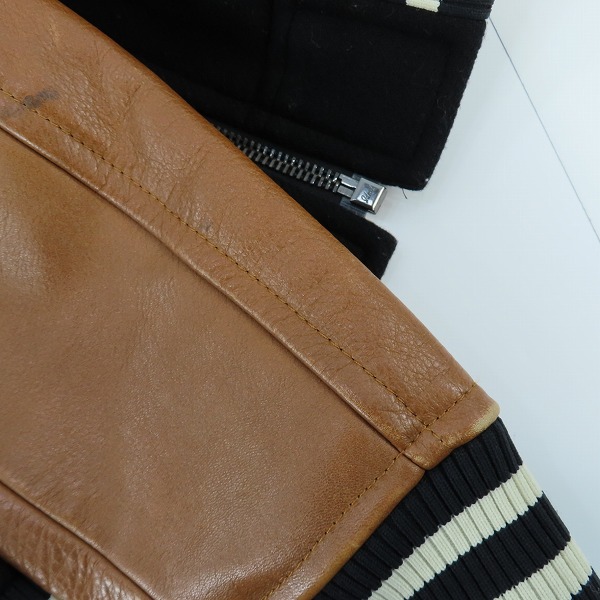 実際に弊社で買取させて頂いた【JPタグ】COACH/コーチ 袖レザー切り替え ジャケット F85830/Mの画像 9枚目