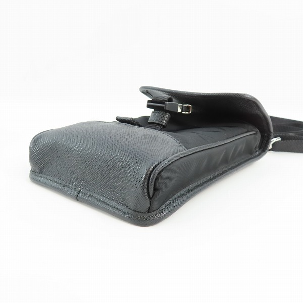 実際に弊社で買取させて頂いたPRADA/プラダ Re-Nylon ナイロン サフィアーノレザー トライアングルロゴ ポーチ フォンケース ショルダーバッグ 2ZH109 の画像 3枚目