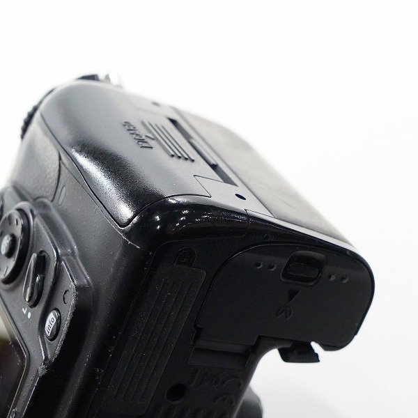実際に弊社で買取させて頂いたNikon/ニコン D7000 デジタル一眼レフカメラ ボディ 動作確認済みの画像 6枚目