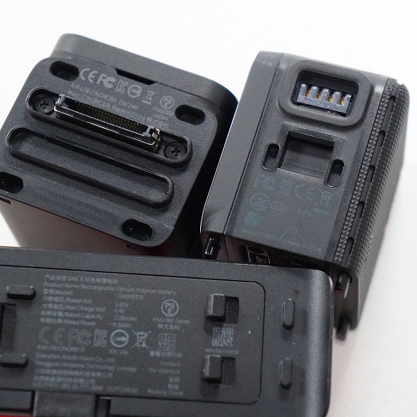 実際に弊社で買取させて頂いたinsta360 ONE R TWIN EDITION 360度＋4K広角モジュール アクションカメラ 付属品付き 動作確認済みの画像 5枚目