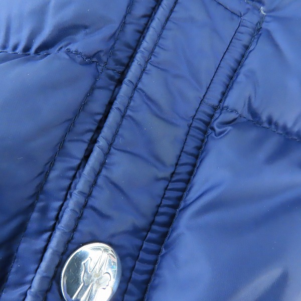 実際に弊社で買取させて頂いた【JPタグ】MONCLER/モンクレール BILLECART/ビルカール/メンズ フード ダウンベスト E20914338649/1の画像 9枚目
