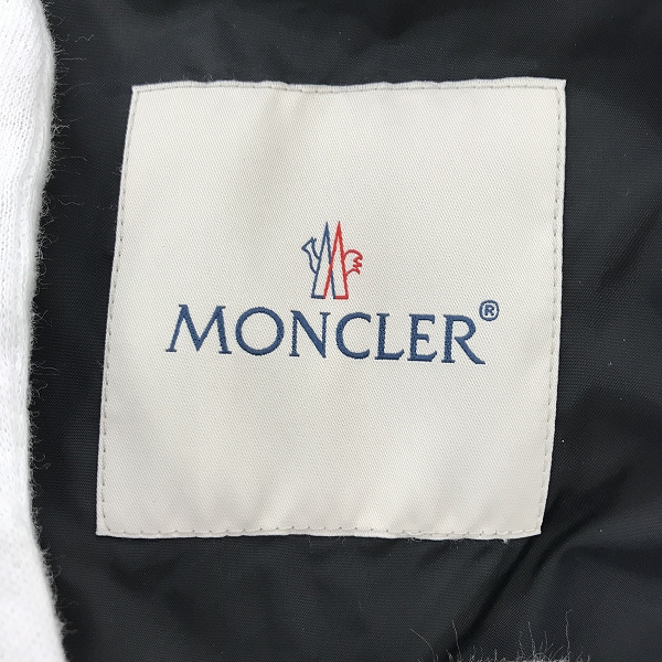 実際に弊社で買取させて頂いたMONCLER×CRAIGGREEN/モンクレール×クレイググリーン GAUSS GIUBBOTTO ナイロン ジャケット D109H4060805/4の画像 2枚目