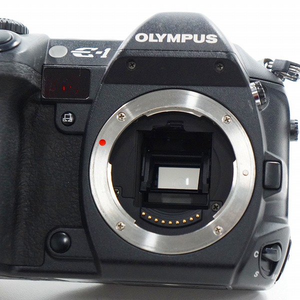 実際に弊社で買取させて頂いたOLYMPUS/オリンパス E-1 デジタル一眼レフカメラ ボディ 動作未確認の画像 1枚目