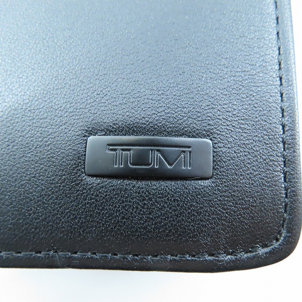 実際に弊社で買取させて頂いたTUMI/トゥミ ロゴメタルプレート ラウンドジップ 長財布/ロングウォレットの画像 5枚目