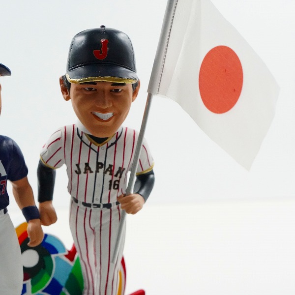 実際に弊社で買取させて頂いたFOCO/フォコ PLAYER BOBBLE ボブルヘッド  WBC 2023 大谷翔平/マイク・トラウト 首振り フィギュアの画像 1枚目