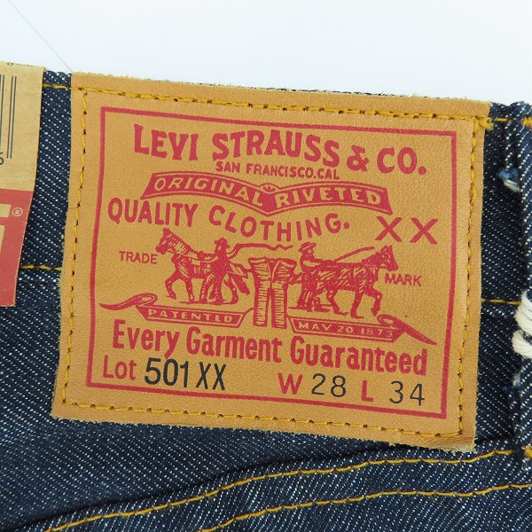 実際に弊社で買取させて頂いた【未使用】Levi's/リーバイス 1947モデル 復刻 501XX 片面タブ デニムパンツ 47501-0117 W28L34の画像 2枚目