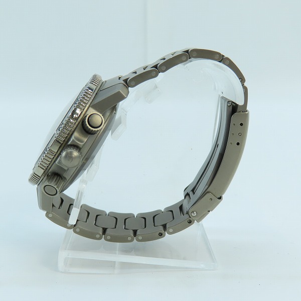 実際に弊社で買取させて頂いたSinn/ジン 203.TI.AR クロノグラフ デイデイト 自動巻 203.3770の画像 1枚目
