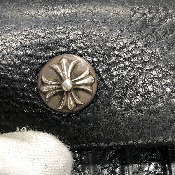実際に弊社で買取させて頂いたCHROME HEARTS/クロムハーツ WAVE/ウェーブウォレット 長財布/クロスボタンの画像 6枚目