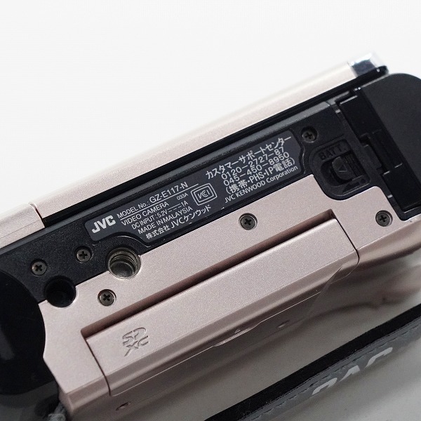 実際に弊社で買取させて頂いたJVC/日本ビクター ケンウッド Everio GZ-E117 -N 2012年製 エブリオ デジタルビデオカメラ 動作未確認の画像 7枚目