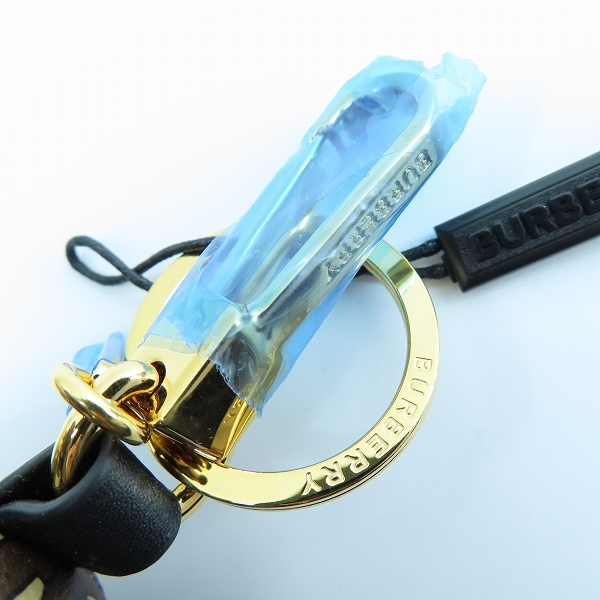 実際に弊社で買取させて頂いたBURBERRY/バーバリー トーマスベア チャーム イン モノグラムプリント レザー 8019064 の画像 6枚目