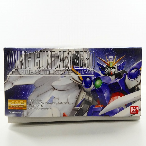 実際に弊社で買取させて頂いた【未組立】BANDAI /バンダイ 新機動戦記ガンダムW MG XXXG-00W0 ウイングガンダムゼロ エンドレスワルツ版 1/100の画像 4枚目