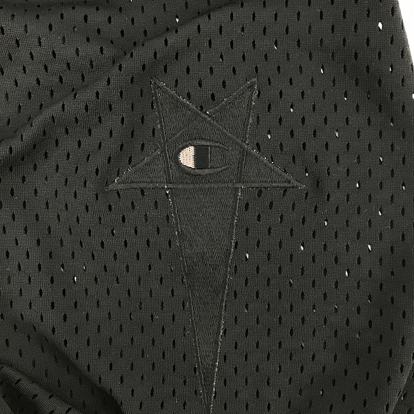 実際に弊社で買取させて頂いたRick Owens×Champion/リックオウエンス×チャンピオン ディープ Vネック メッシュ タンクトップ/Mの画像 4枚目