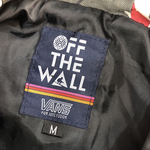 実際に弊社で買取させて頂いたVANS/バンズ OFF THE WALL ミリタリージャケット カモフラ Mの画像 2枚目