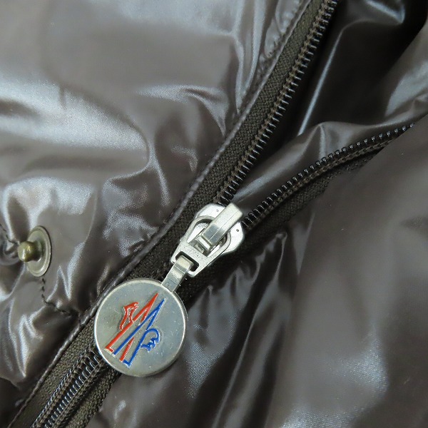 実際に弊社で買取させて頂いたMONCLER/モンクレール 青タグ ビンテージ/ヴィンテージ ダウンジャケット 41301-50-68950/3 の画像 7枚目