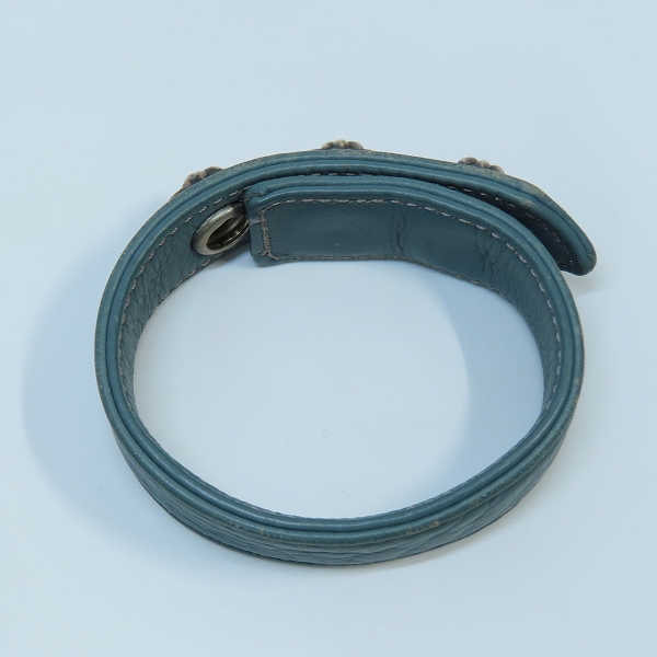 実際に弊社で買取させて頂いたCHROME HEARTS/クロムハーツ 3ボタン2スナップ レザー ブレスレット クロスボタンの画像 5枚目