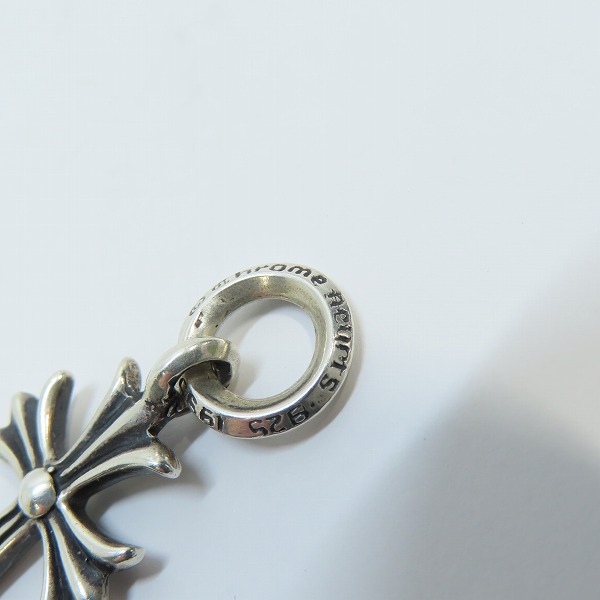 実際に弊社で買取させて頂いたCHROME HEARTS/クロムハーツ オールド刻印 タイニー CH クロス チャーム/トップの画像 4枚目