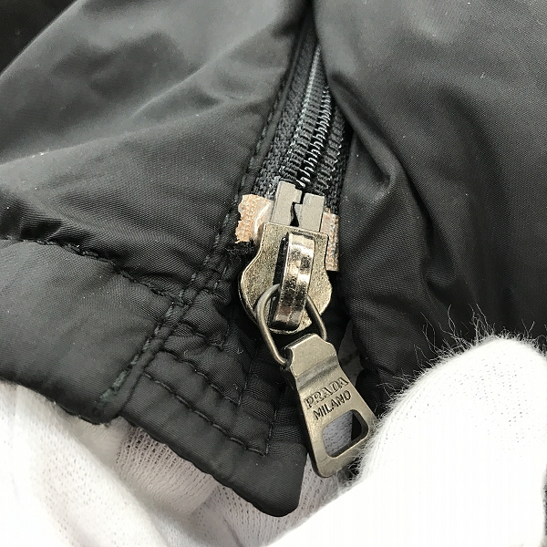 実際に弊社で買取させて頂いた【JPタグ】PRADA SPORT/プラダスポーツ ダウンジャケット SGV309 Tg.48の画像 7枚目