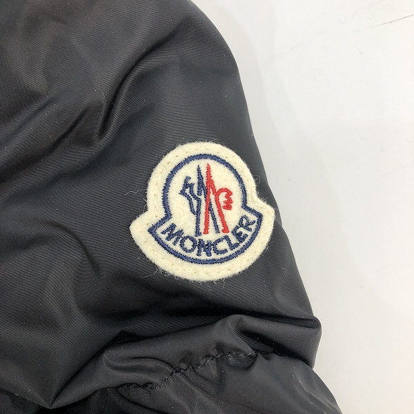 実際に弊社で買取させて頂いた【JPタグ】MONCLER/モンクレール DERA/デラ ダウンコート H20931A00116/4の画像 7枚目
