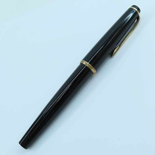 実際に弊社で買取させて頂いたMONTBLANC/モンブラン ペン先刻印 585 万年筆の画像 1枚目