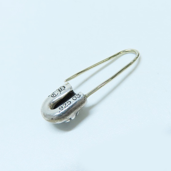 実際に弊社で買取させて頂いたCHROME HEARTS/クロムハーツ SAFETY PIN EARRING CH plus/セーフティー ピン ピアス 左耳用の画像 4枚目