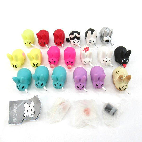 実際に弊社で買取させて頂いた【おまとめ】KIDROBOT/キットロボット KOZIK Smorkin Labbit series 4/45mm フィギュアの画像 0枚目