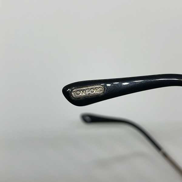 実際に弊社で買取させて頂いたTOM FORD/トムフォード ボストン メガネフレーム TF5467 001の画像 8枚目
