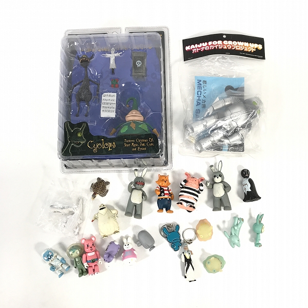 実際に弊社で買取させて頂いた【おまとめ/未開封含む】MEDICOM TOY/NECA/kidrobot 他 ベアブリック/スモーキンラビット 等 フィギュア/アートトイ/ソフビ