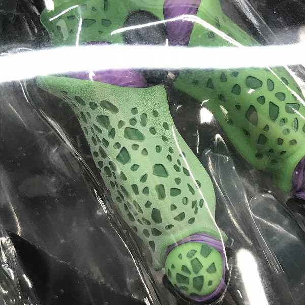 実際に弊社で買取させて頂いた【未開封】BANDAI/バンダイ S.H.Figuartsドラゴンボール Z セル完全体の画像 3枚目