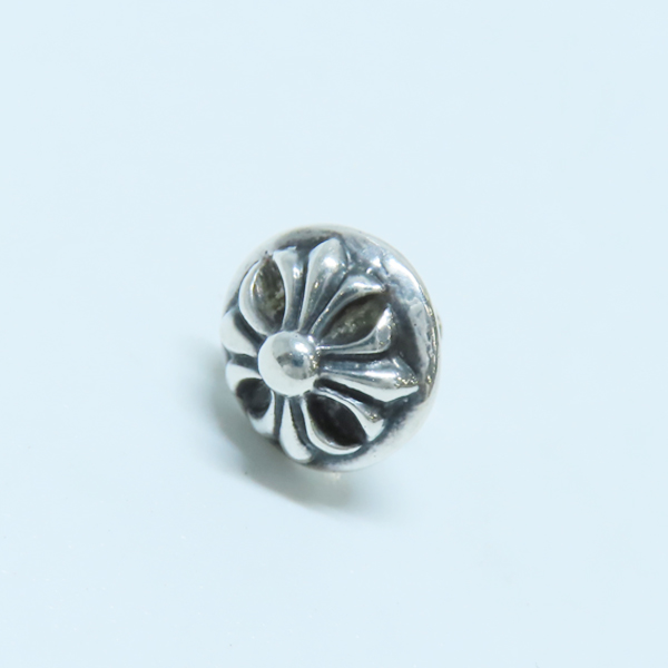 実際に弊社で買取させて頂いたCHROME HEARTS/クロムハーツ クロスボールスタッドピアス