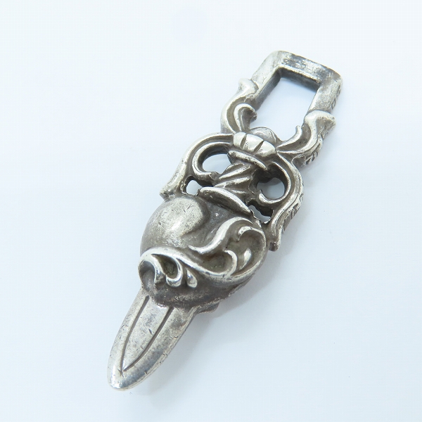 実際に弊社で買取させて頂いたCHROME HEARTS/クロムハーツ DAGGER HEART/ダガーハート ペンダントトップ 