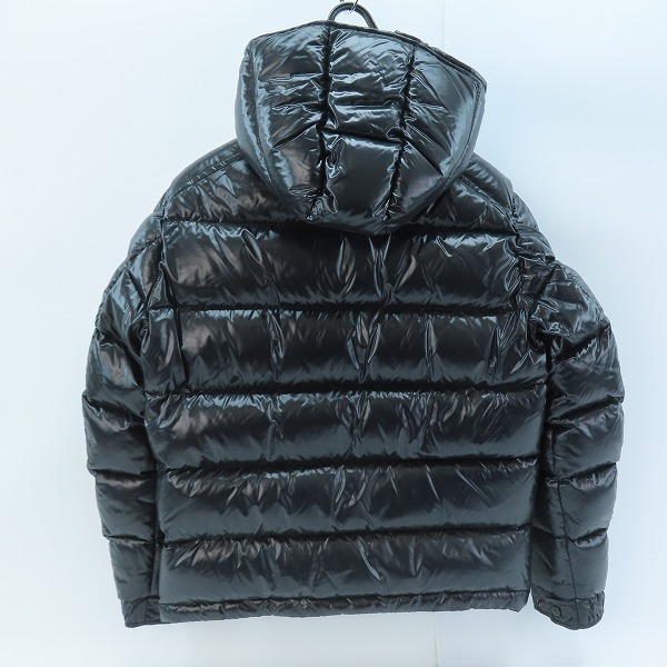 実際に弊社で買取させて頂いた【JPタグ】MONCLER/モンクレール MAYA/マヤ ダウンジャケット E20914036605 68950 2の画像 1枚目