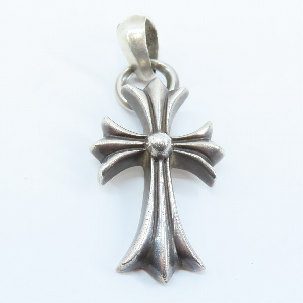 実際に弊社で買取させて頂いたCHROME HEARTS/クロムハーツ CH CRS SML W/BALE スモールCHクロス ペンダントw/プレーンベイルの画像 1枚目