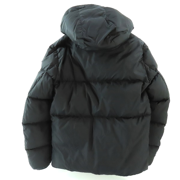実際に弊社で買取させて頂いた【JPタグ】MONCLER/モンクレール MONTCLA GIUBBOTTO/モンクラー ダウンジャケット G20911A00144 C0300/4の画像 1枚目