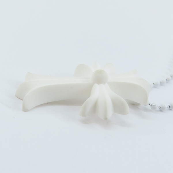 実際に弊社で買取させて頂いたCHROME HEARTS/クロムハーツ スモールCHクロス シリコン ホワイトの画像 3枚目