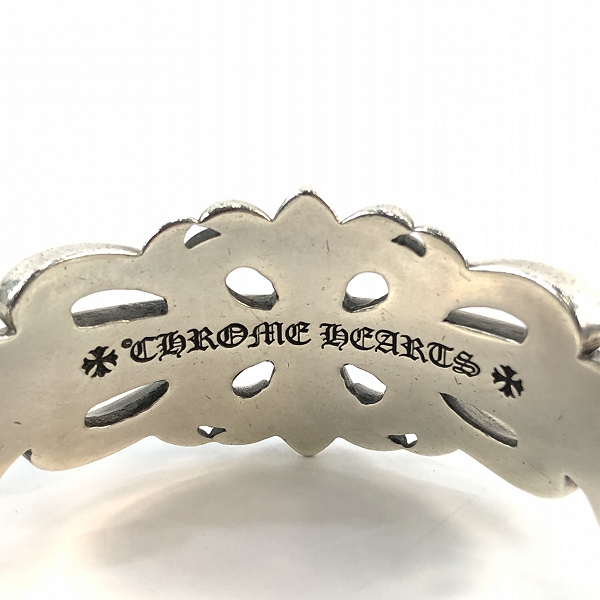 実際に弊社で買取させて頂いたCHROME HEARTS/クロムハーツ DBL FLRL CRS CUFF ダブルフローラルクロス カフ シルバーバングルの画像 6枚目