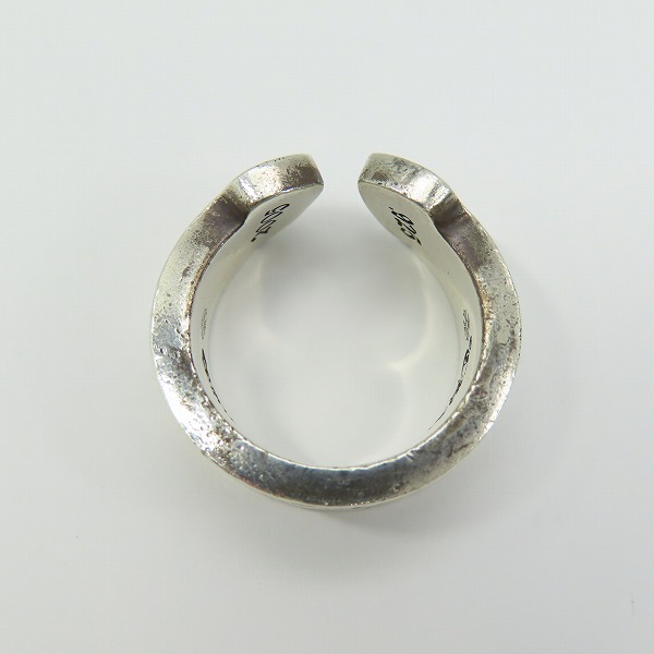 実際に弊社で買取させて頂いたCHROME HEARTS/クロムハーツ スクロールラベル リング ラージ/19-20号の画像 5枚目