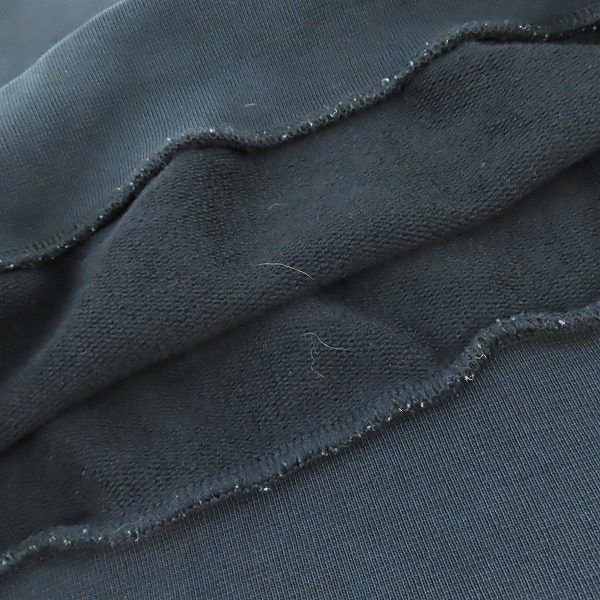 実際に弊社で買取させて頂いた【JPタグ】MONCLER/モンクレール SWEAT SHIRT/ロゴワッペン クルーネック スウェット トレーナー H10918G00051 809KR/XLの画像 9枚目