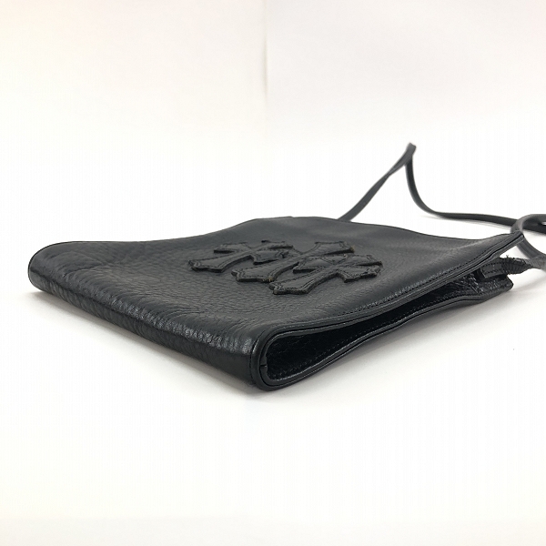 実際に弊社で買取させて頂いたCHROME HEARTS/クロムハーツ SQ PKT 3CEME CRS スクエアポケット 3セメタリークロスパッチ レザーショルダーバッグの画像 2枚目
